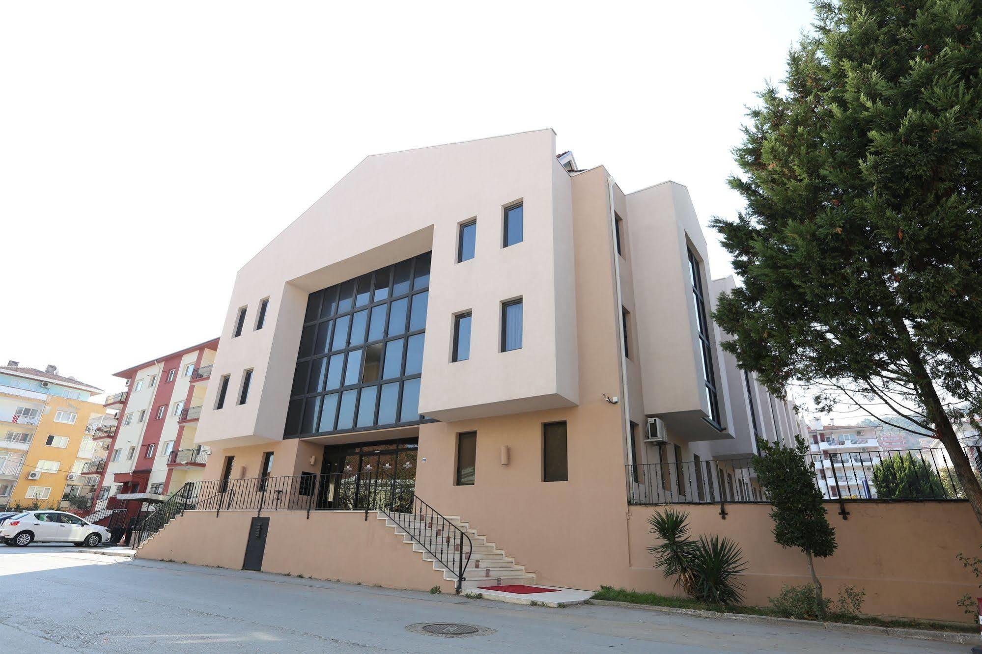 Montania Town Hotel Mudanya Exterior foto